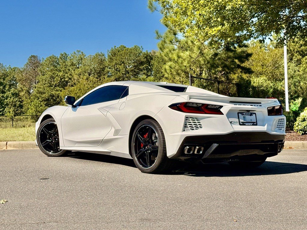 Used 2022 Chevrolet Corvette Stingray Convertible w/ 1LT RWD image 4