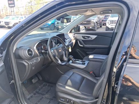 Used 2023 Chevrolet Blazer LT w/ LPO, Black Grille Bar Package image 7