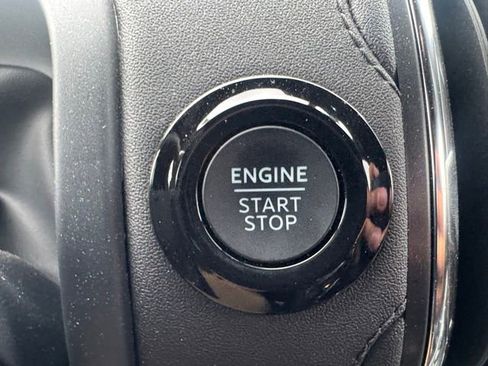 Used 2025 Ford Expedition Tremor AWD/4WD image 35