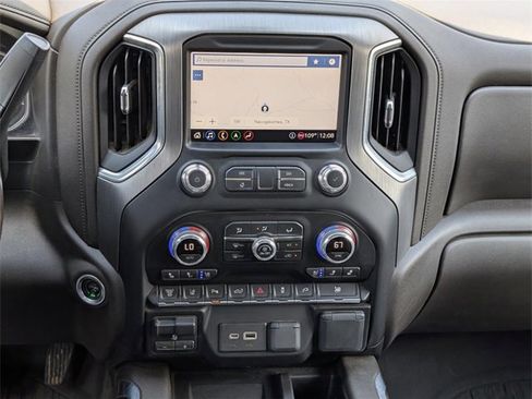 Used 2020 GMC Sierra 3500 Denali w/ Denali Ultimate Package image 29