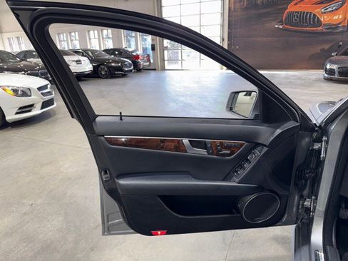 Used 2014 Mercedes-Benz C 250 Sedan image 48
