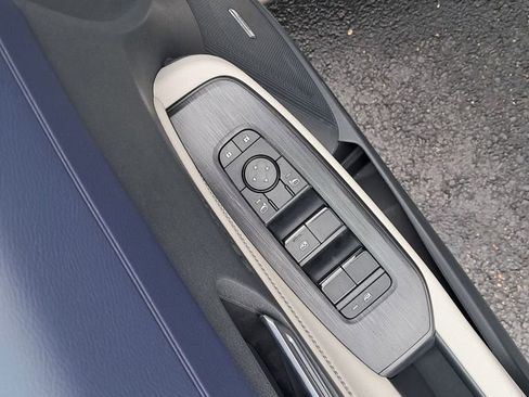 New 2026 Nissan Sentra SL w/ Floor Mat Package FWD image 12