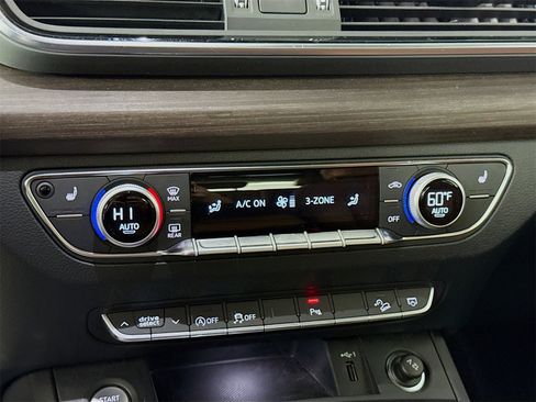 Certified 2023 Audi Q5 2.0T Premium w/ Convenience Package image 15