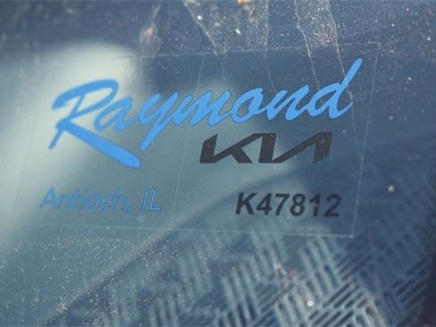 New 2026 Kia Carnival EX image 40