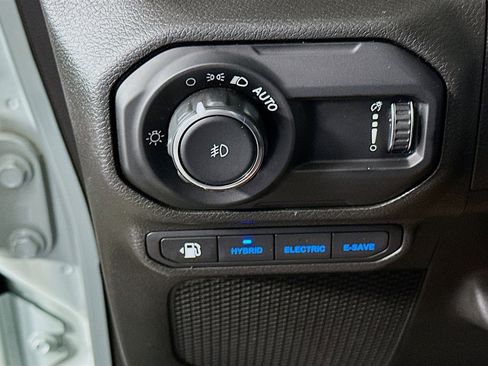 Used 2023 Jeep Wrangler Unlimited w/ Cold Weather Group AWD/4WD image 16