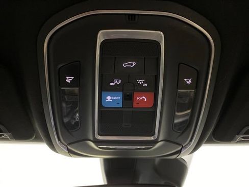 Used 2024 Jeep Grand Cherokee L Limited AWD/4WD image 66
