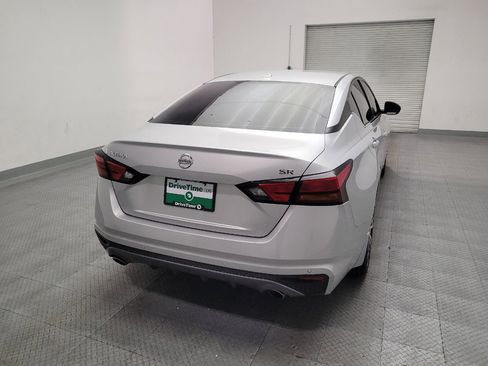 Used 2022 Nissan Altima 2.5 SR FWD image 7