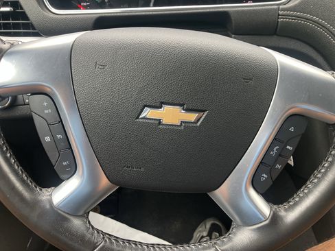Used 2016 Chevrolet Traverse LT AWD/4WD image 21