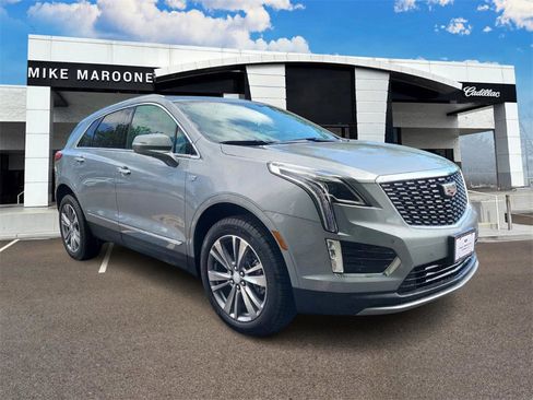 New 2025 Cadillac XT5 Premium Luxury image 2