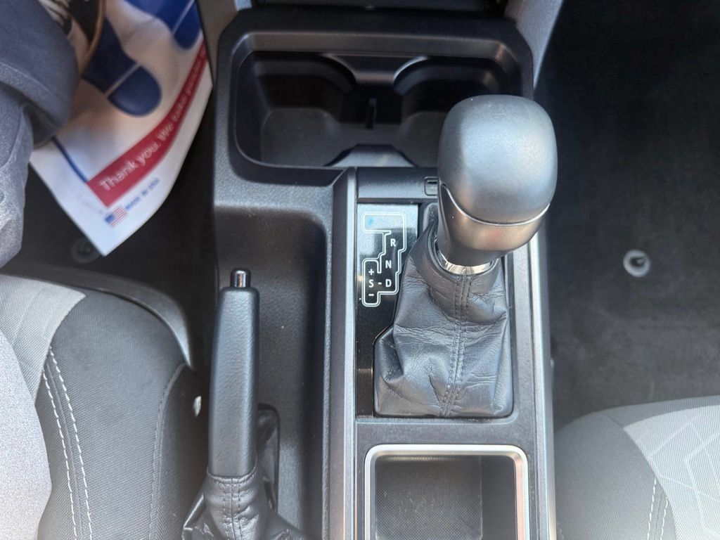 Used 2021 Toyota Tacoma TRD Sport AWD/4WD image 33