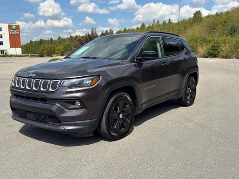 Used 2022 Jeep Compass Latitude w/ Convenience Group image 7