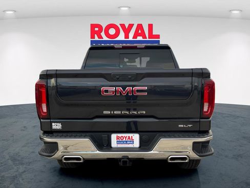 New 2026 GMC Sierra 1500 SLT image 5