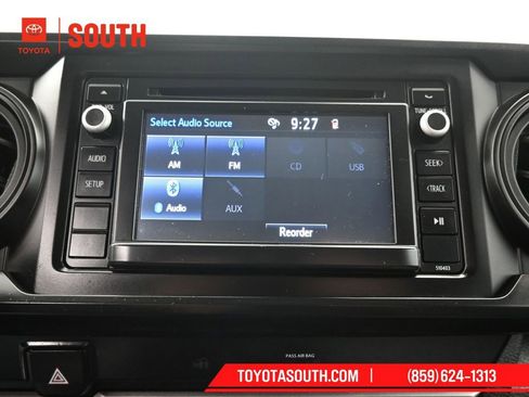 Used 2019 Toyota Tacoma SR image 13