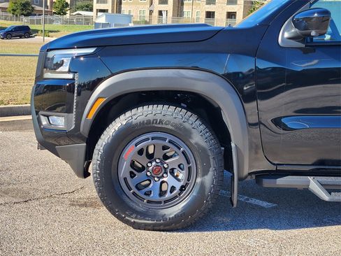 New 2026 Nissan Frontier Pro-X w/ Pro-X Convenience Package image 5