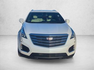 Used 2018 Cadillac XT5 FWD video 2