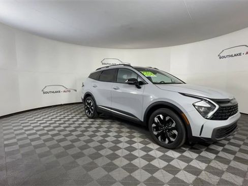 Certified 2023 Kia Sportage X-Line image 2