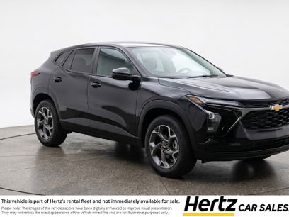 Used 2025 Chevrolet Trax LT