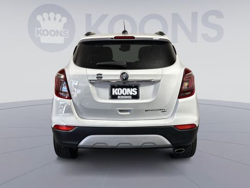 Used 2020 Buick Encore Essence image 5