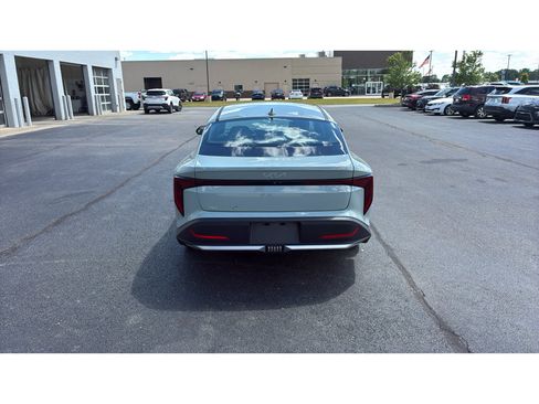 Used 2025 Kia K4 FWD image 29