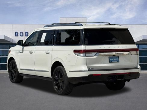 Used 2024 Lincoln Navigator L Reserve AWD/4WD image 40