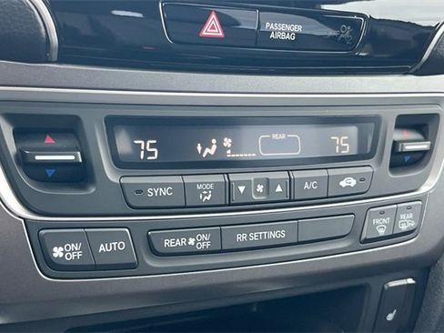 Used 2023 Honda Passport EX-L image 23