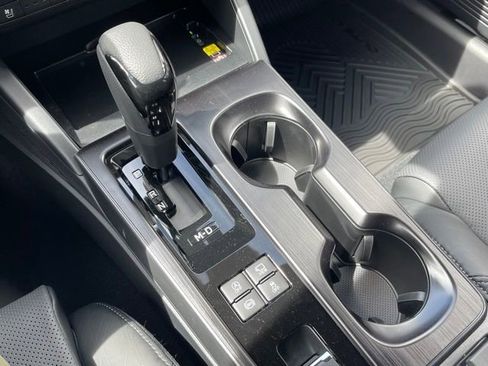 New 2026 Subaru Outback Touring XT AWD/4WD image 11