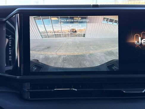 New 2026 Jeep Gladiator Sport image 8