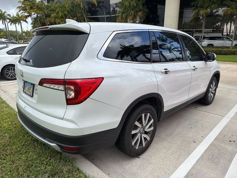Used 2021 Honda Pilot EX image 11