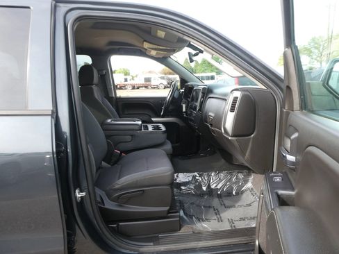 Used 2019 Chevrolet Silverado 1500 LT image 22