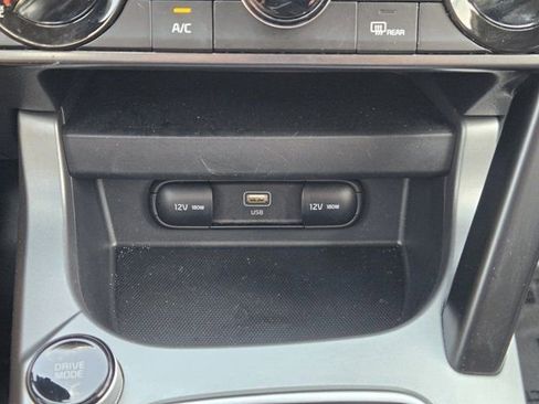 Certified 2026 Kia Seltos LX FWD image 19