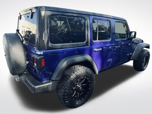 Used 2018 Jeep Wrangler Unlimited Sport S image 4