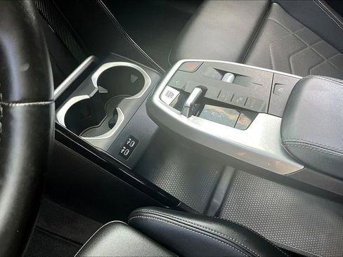 Used 2024 BMW X1 xDrive28i w/ M Sport Package image 18