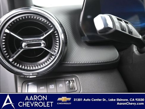 New 2026 Chevrolet Equinox LT w/ Convenience Package II image 12