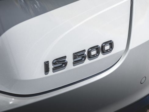 Used 2024 Lexus IS 500 RWD image 20