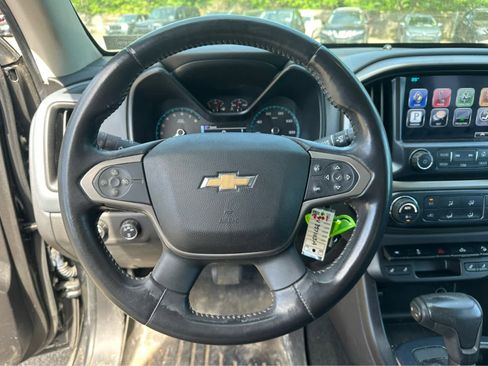 Used 2016 Chevrolet Colorado Z71 AWD/4WD image 11