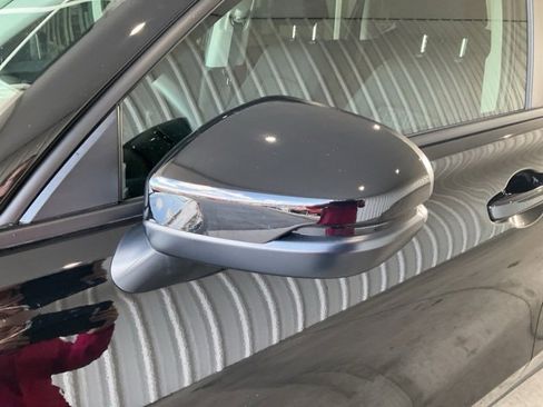 New 2026 Honda HR-V LX image 3