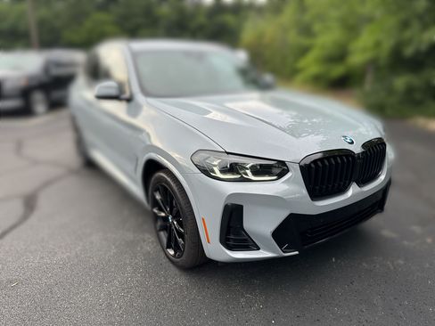 Used 2024 BMW X3 xDrive30i w/ Premium Package w/ZPA AWD/4WD image 9