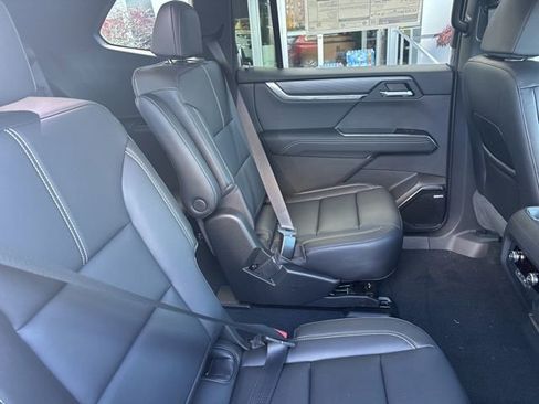 New 2026 GMC Acadia Elevation w/ Elevation Premium Package image 32