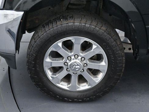 Used 2019 RAM 2500 Laramie AWD/4WD image 32
