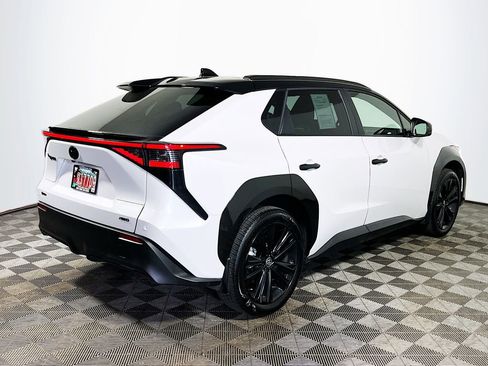 Certified 2025 Toyota bZ4X AWD image 8