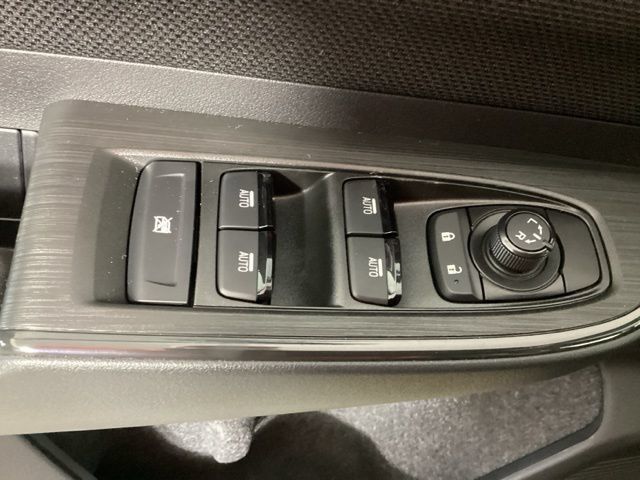 Certified 2026 Subaru Outback Limited XT AWD/4WD image 18