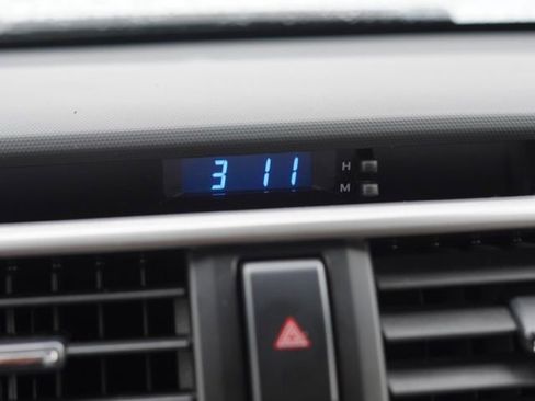 Used 2021 Toyota 4Runner SR5 image 29