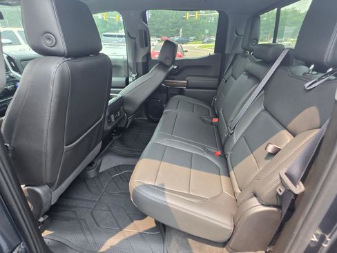Used 2021 Chevrolet Silverado 1500 RST w/ Convenience Package II AWD/4WD image 11