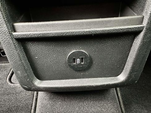 Used 2023 Ford Edge SE w/ Black Appearance Package image 15