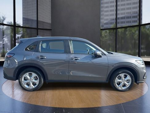 Used 2025 Honda HR-V LX image 2