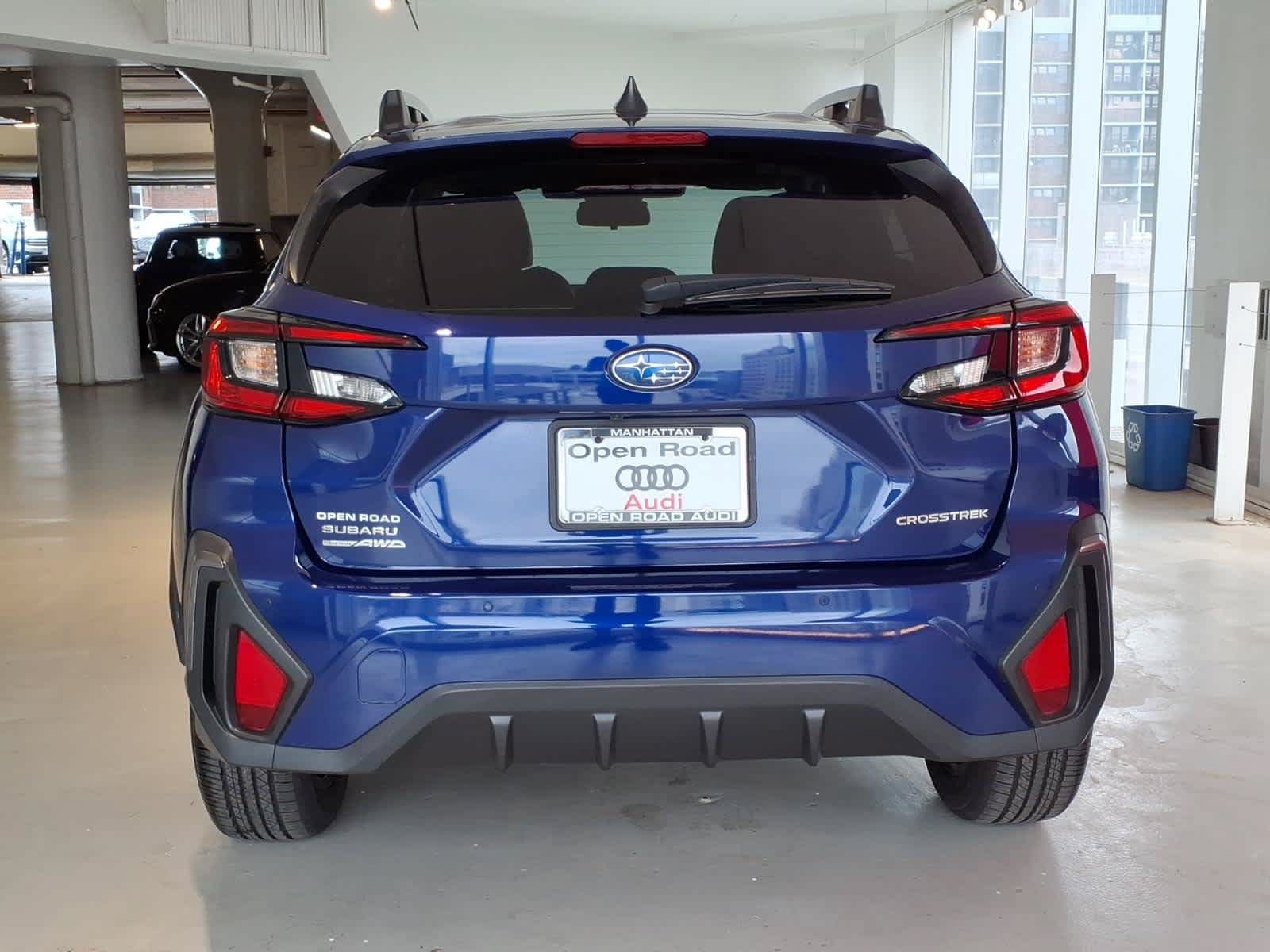 Used 2024 Subaru Crosstrek 2.5i Limited AWD/4WD image 5