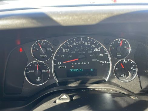 Used 2020 Chevrolet Express 2500 w/ Driver Convenience Package RWD image 14