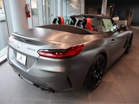 New 2026 BMW Z4 M40i w/ Premium Package image 4