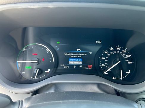 New 2026 Toyota Sienna XLE AWD/4WD image 15