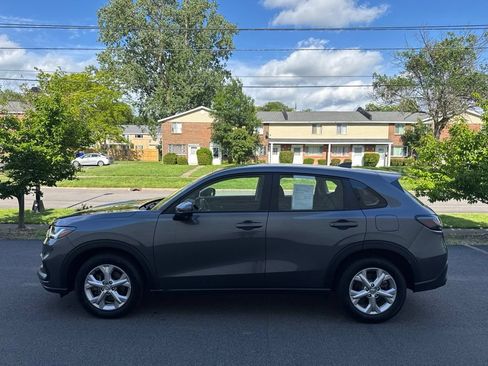Certified 2024 Honda HR-V LX image 8